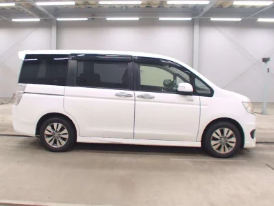 HONDA STEP WAGON
