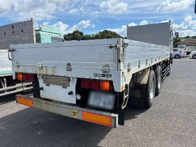 ISUZU GIGA