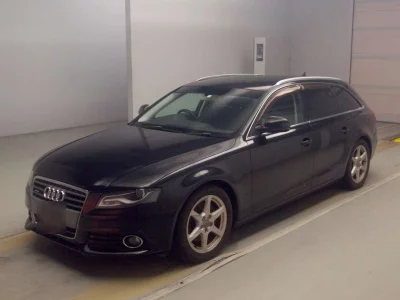 AUDI A4 AVANTE
