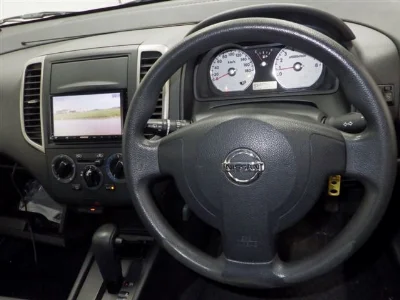 NISSAN WINGROAD