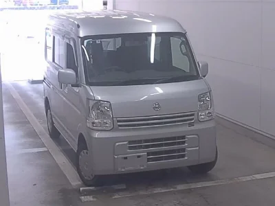 NISSAN CLIPPER VAN