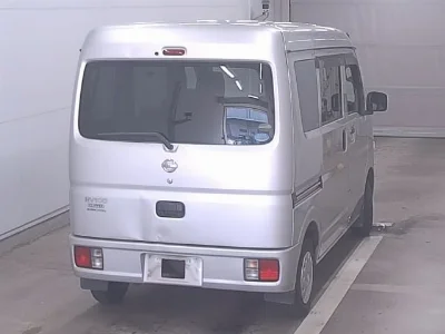 NISSAN CLIPPER VAN