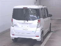 Цена авто Nissan Dayz Roox с аукционов Японии, номер кузова B21A, пробег 121 000, оценка 4