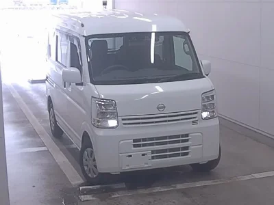 NISSAN CLIPPER VAN
