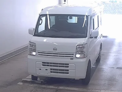 NISSAN CLIPPER VAN