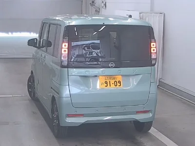 NISSAN ROOX