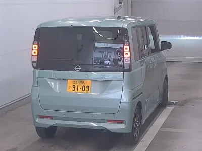 NISSAN ROOX