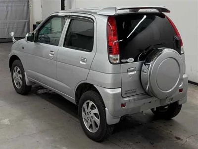 DAIHATSU TERIOS KID