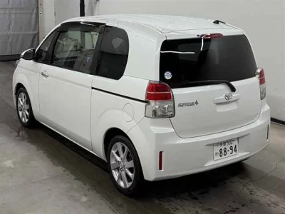 TOYOTA SPADE