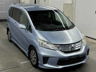 HONDA FREED
