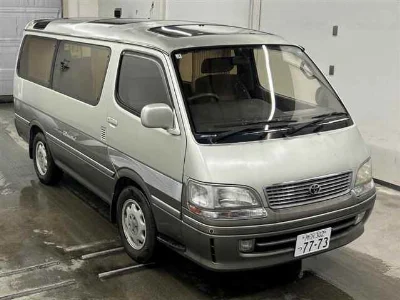 TOYOTA HIACE