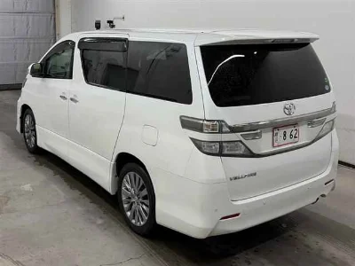 TOYOTA VELLFIRE