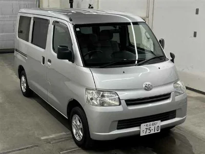 TOYOTA LITE ACE VAN