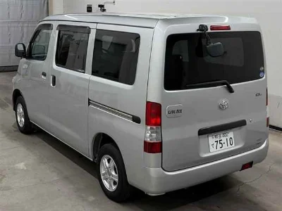 TOYOTA LITE ACE VAN