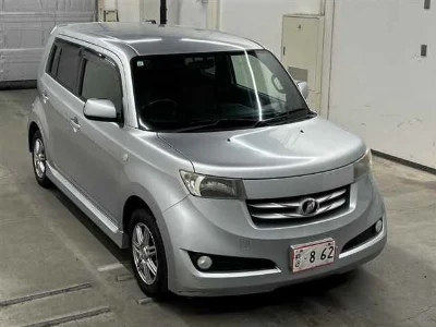 TOYOTA BB