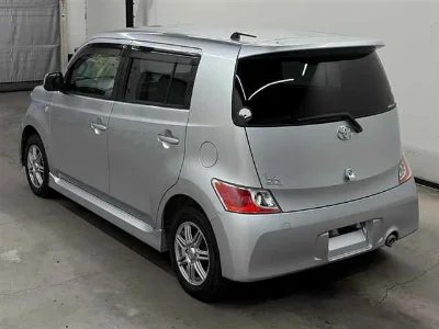 TOYOTA BB