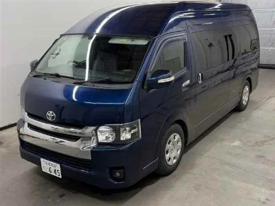 TOYOTA HIACE