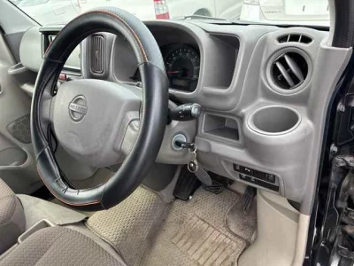 NISSAN CLIPPER VAN
