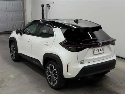 TOYOTA YARIS CROSS