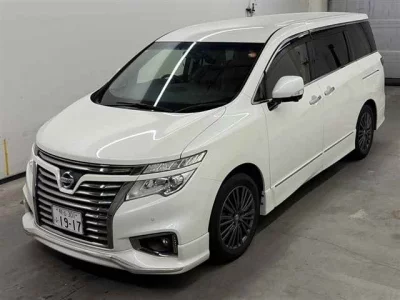 NISSAN ELGRAND