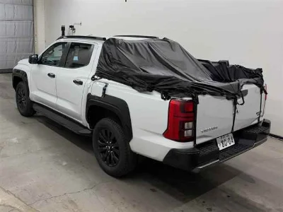 MITSUBISHI TRITON