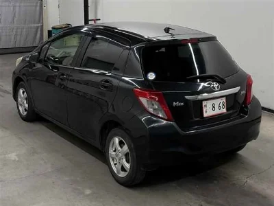TOYOTA VITZ