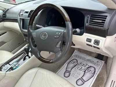 LEXUS LS