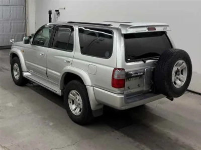 TOYOTA HILUX SURF