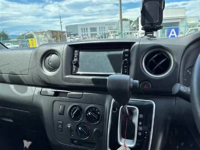 NISSAN CARAVAN