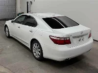 Цена авто Lexus LS460L с аукционов Японии, номер кузова USF40, пробег 156 000, оценка 6