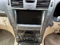 Цена авто Lexus LS460L с аукционов Японии, номер кузова USF40, пробег 156 000, оценка 6