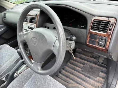 TOYOTA CARINA