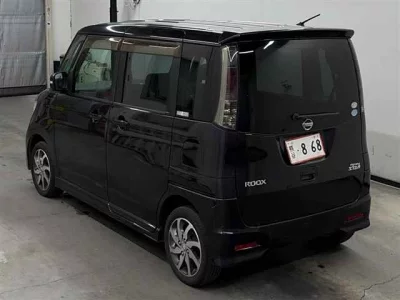 NISSAN ROOX