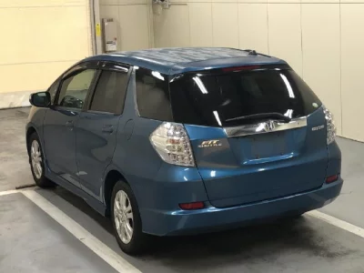 HONDA FIT SHUTTLE