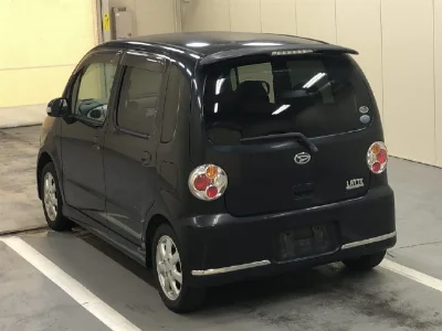DAIHATSU MOVE LATTE