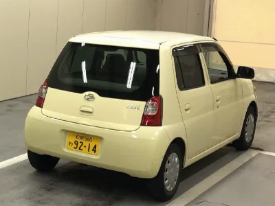 DAIHATSU ESSE