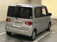 Цена авто Daihatsu Tanto с аукционов Японии, номер кузова L375S, пробег 76 000, оценка 6