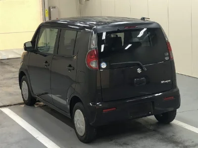 SUZUKI MRWAGON