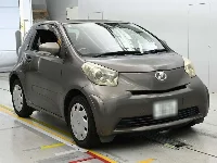 Toyota iQ