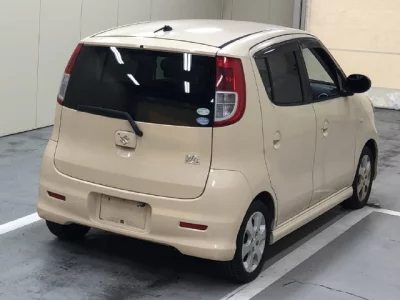 SUZUKI MRWAGON