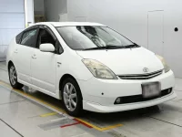 Цена авто Toyota Prius с аукционов Японии, номер кузова NHW20, пробег 126 000, оценка 20
