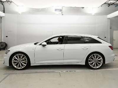 AUDI A6 AVANTE