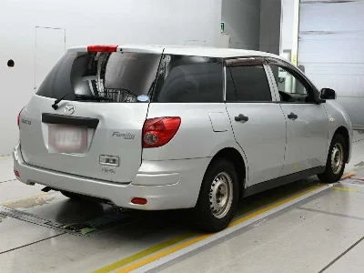 MAZDA FAMILIA VAN