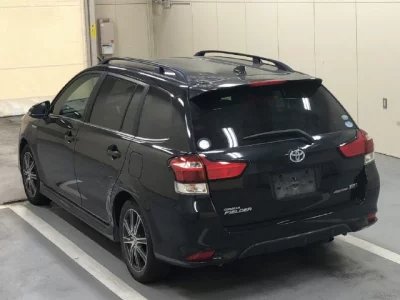 TOYOTA COROLLA FIELDER
