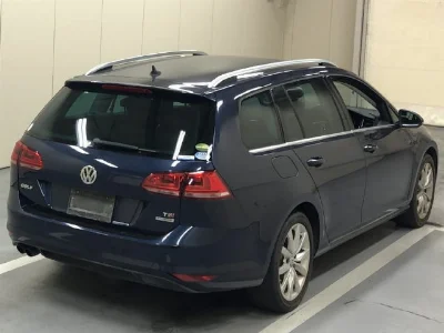 VOLKSWAGEN GOLF VARIANT