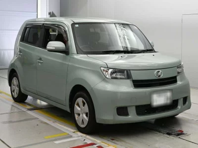 TOYOTA BB