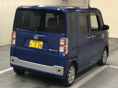 DAIHATSU WAKE