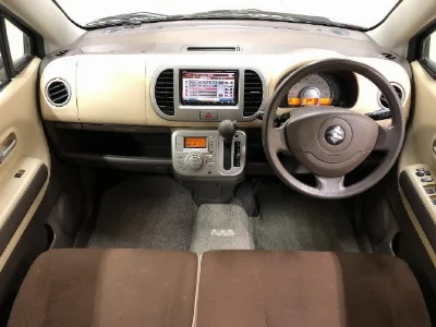 SUZUKI MRWAGON