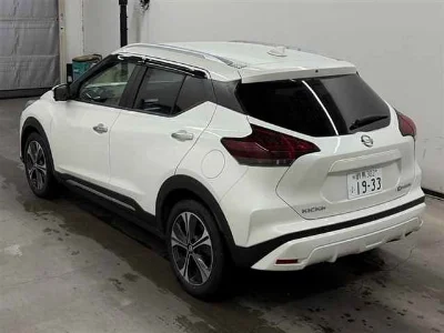NISSAN KICKS