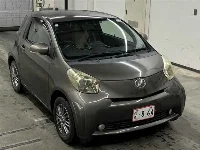 Toyota iQ